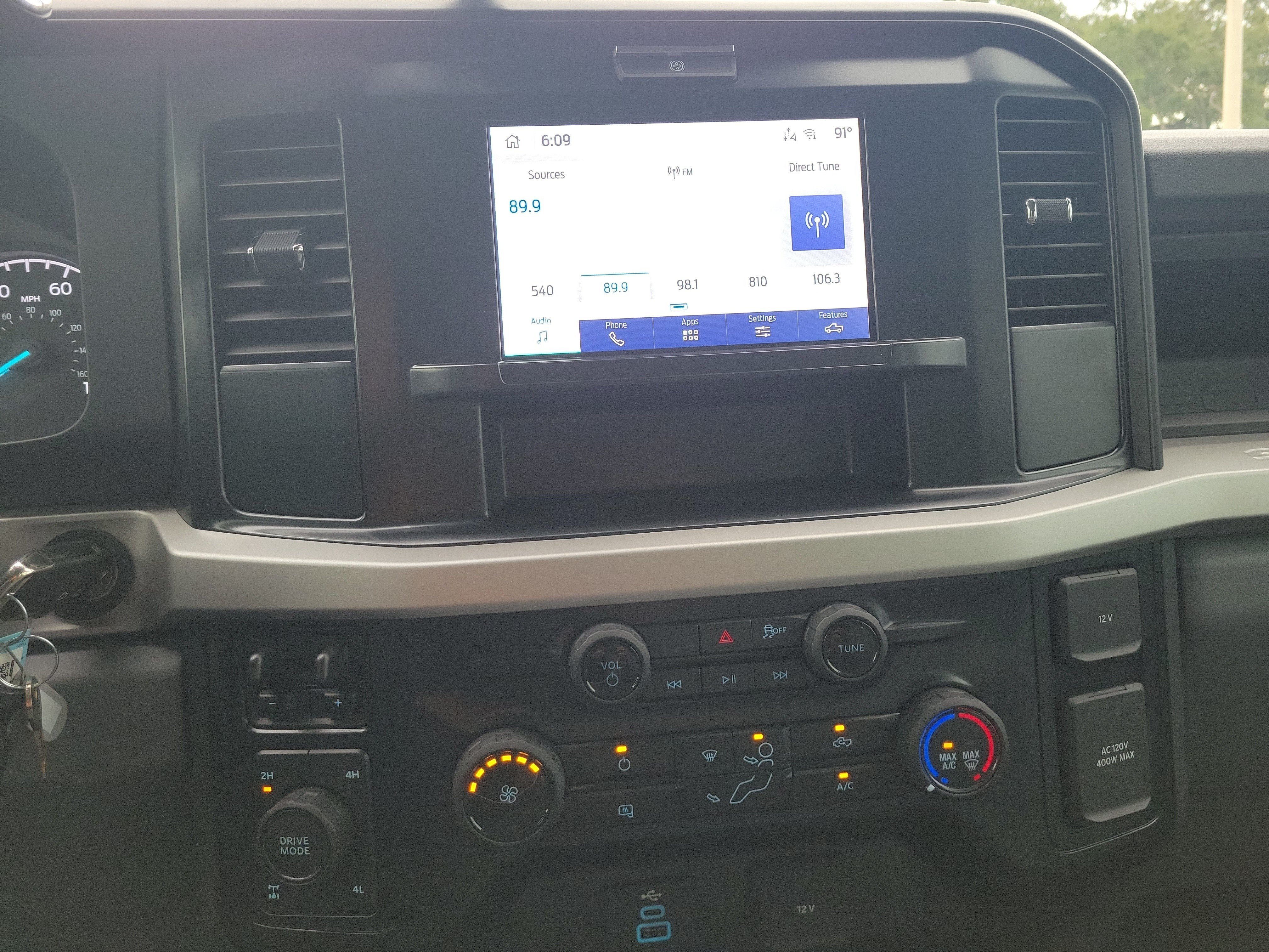 Used 2025 Ford F250 XL AWD/4WD image 24