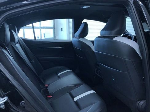 Certified 2025 Toyota Camry SE image 21