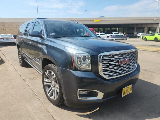 Used 2020 GMC Yukon XL Denali w/ Denali Premium Package RWD image 1