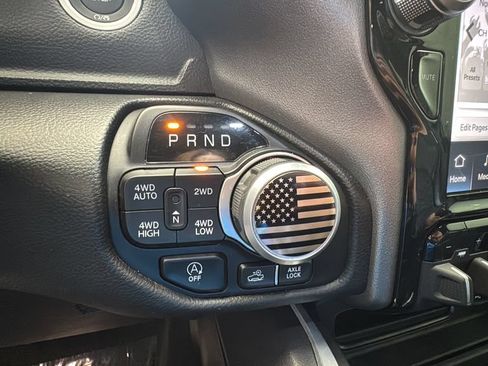 Used 2023 RAM 1500 Big Horn AWD/4WD image 28