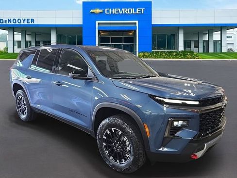 New 2026 Chevrolet Traverse Z71 w/ Driver Confidence Package image 3