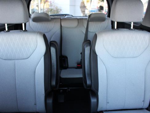 Used 2021 Hyundai Palisade SEL w/ Convenience Package image 30