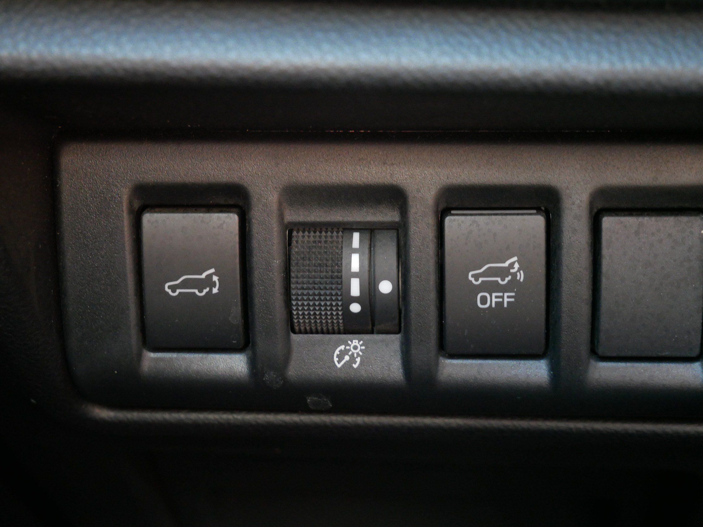 Used 2025 Subaru Outback Limited AWD/4WD image 25