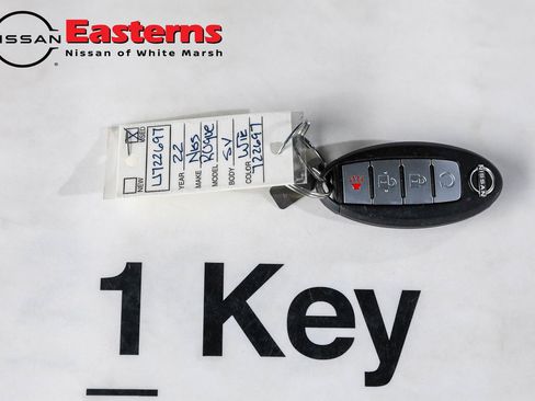 Used 2022 Nissan Rogue SV image 32