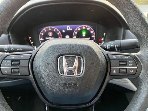 Used 2023 Honda Accord LX image 39