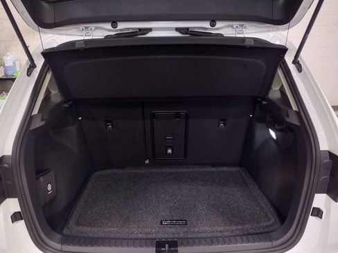 New 2025 Volkswagen Taos SEL image 16