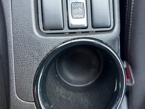 Used 2012 Nissan 370Z Roadster image 29