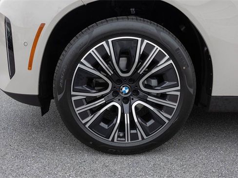 Used 2026 BMW X3 xDrive30 w/ Premium Package image 5