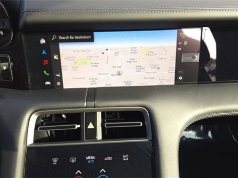 New 2025 Porsche Taycan image 17