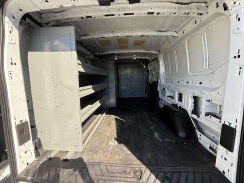 Used 2018 Ford Transit 250 148 Low Roof image 9