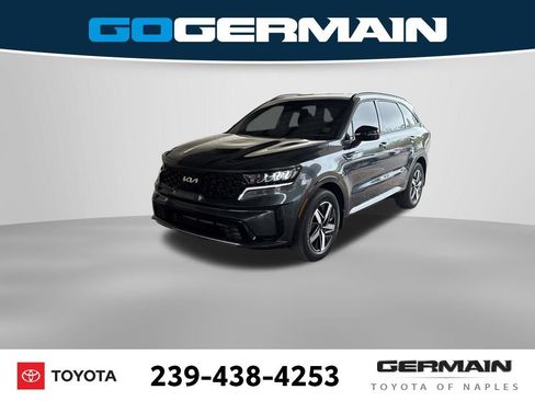 Used 2022 Kia Sorento S image 1
