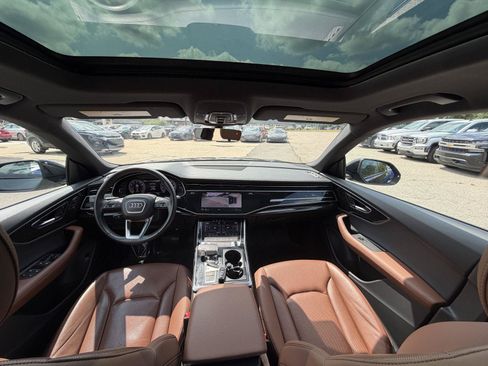 Used 2023 Audi Q8 Premium Plus w/ Premium Plus Package AWD/4WD image 23
