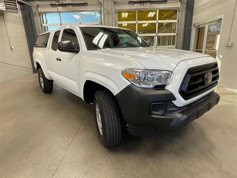 Used 2021 Toyota Tacoma SR image 7