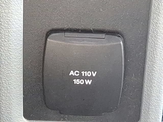 Used 2023 Ford F650 2WD Regular Cab Super Duty image 25