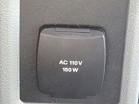 Used 2023 Ford F650 2WD Regular Cab Super Duty image 25