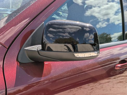 Used 2024 Dodge Durango GT image 11