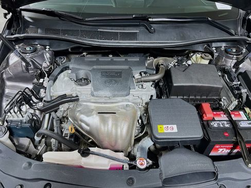 Used 2017 Toyota Camry SE FWD image 26