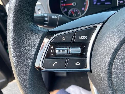 Used 2019 Kia Optima LX FWD image 16
