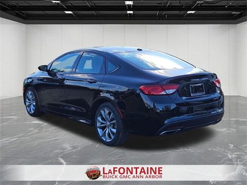 Used 2015 Chrysler 200 S w/ Comfort Group image 6