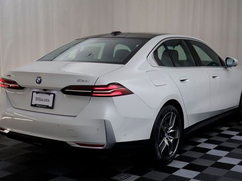New 2026 BMW 530i xDrive image 16