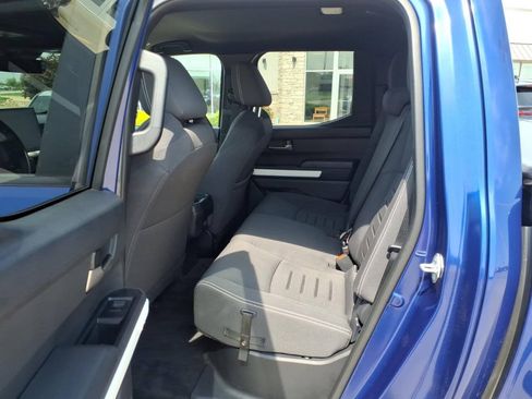 Used 2024 Toyota Tacoma TRD Off-Road AWD/4WD image 10