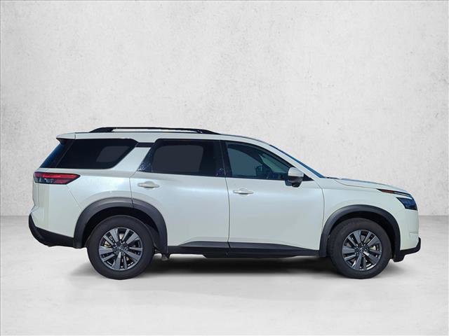 Used 2024 Nissan Pathfinder SV AWD/4WD image 4