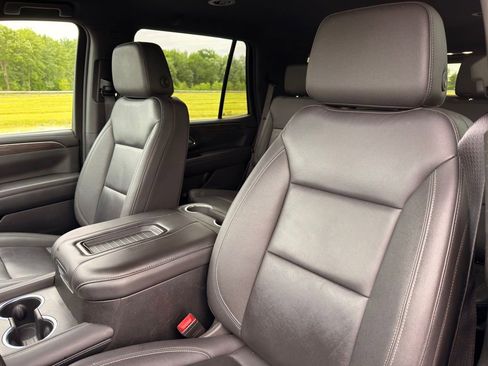 Used 2024 Chevrolet Tahoe LT AWD/4WD image 24