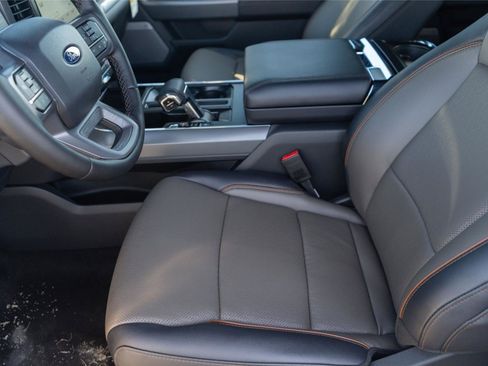 Used 2025 Ford F150 Lariat w/ Equipment Group 501A Mid image 9