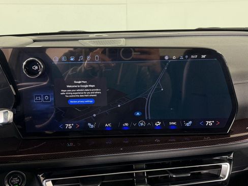 New 2026 Chevrolet Traverse Z71 w/ Enhanced Driving Package AWD/4WD image 25