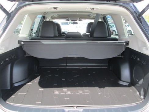Used 2023 Subaru Forester Limited AWD/4WD image 12