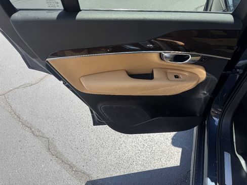 Used 2019 Volvo XC90 T6 Momentum w/ Advanced Package AWD/4WD image 15