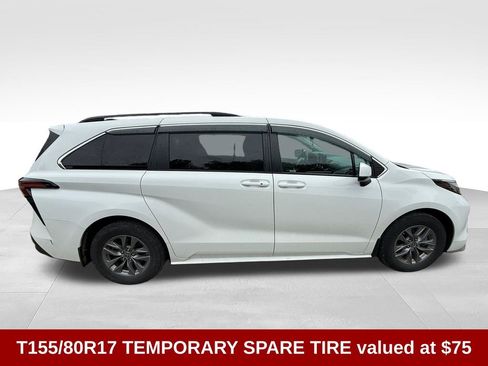 Used 2022 Toyota Sienna LE FWD image 7