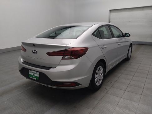 Used 2019 Hyundai Elantra SE FWD image 9