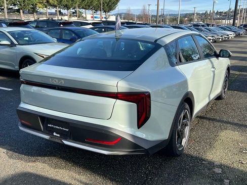 Certified 2025 Kia K4 EX image 5