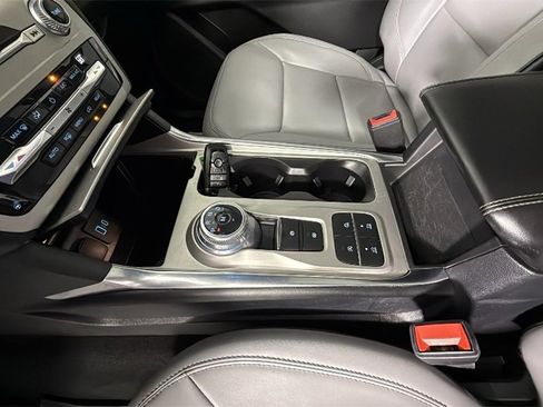Used 2021 Ford Explorer XLT w/ Equipment Group 202A image 23