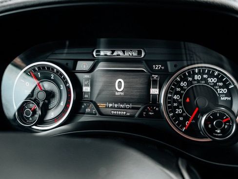 Used 2020 RAM 2500 Laramie AWD/4WD image 32