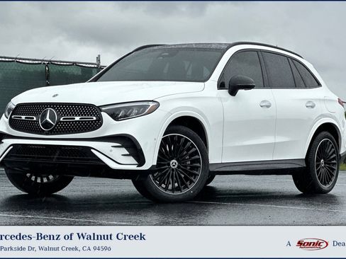 Used 2025 Mercedes-Benz GLC 350e 4MATIC image 1