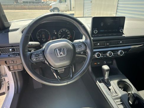 Used 2024 Honda Civic Sport image 6