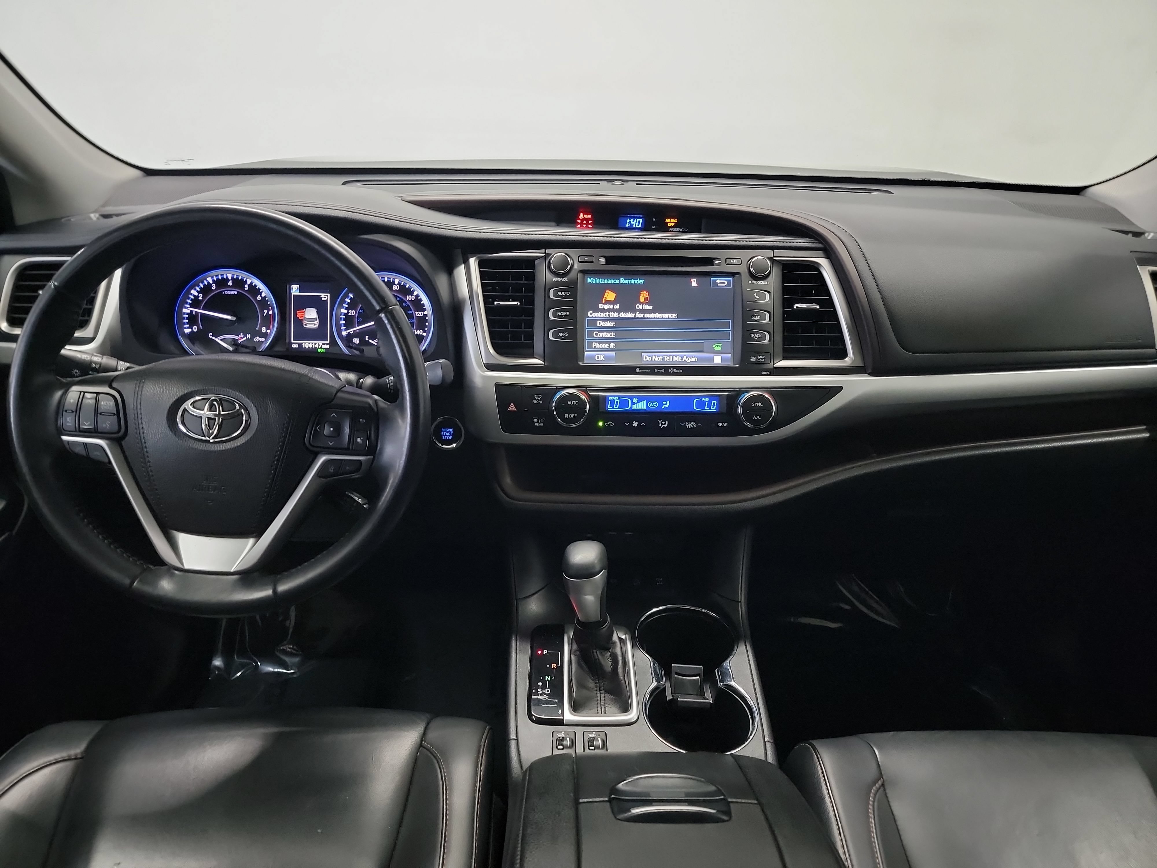 Used 2019 Toyota Highlander XLE w/ Carpet Mat Package (TMS) AWD/4WD image 15
