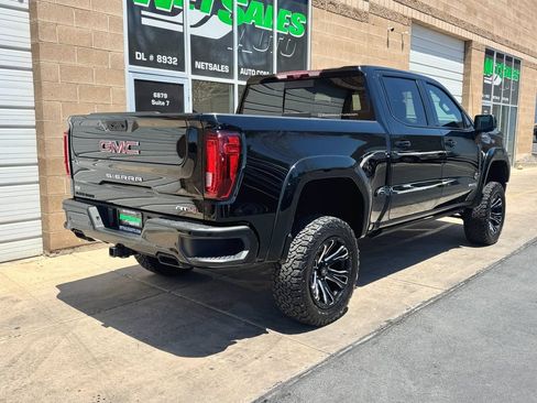 Used 2023 GMC Sierra 1500 AT4 w/ AT4 Premium Package AWD/4WD image 5