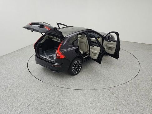 New 2026 Volvo XC60 T8 Ultra w/ Climate Package AWD/4WD image 23
