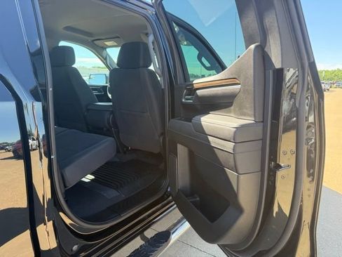 Used 2025 Chevrolet Silverado 1500 LT w/ Z71 Off-Road Package AWD/4WD image 40