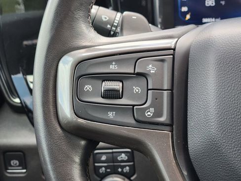 Used 2023 Chevrolet Silverado 1500 ZR2 w/ Technology Package image 27