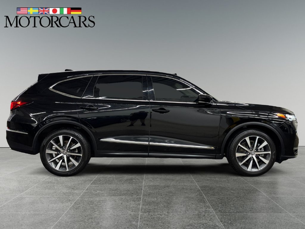 Certified 2025 Acura MDX w/ Technology Package AWD/4WD image 2