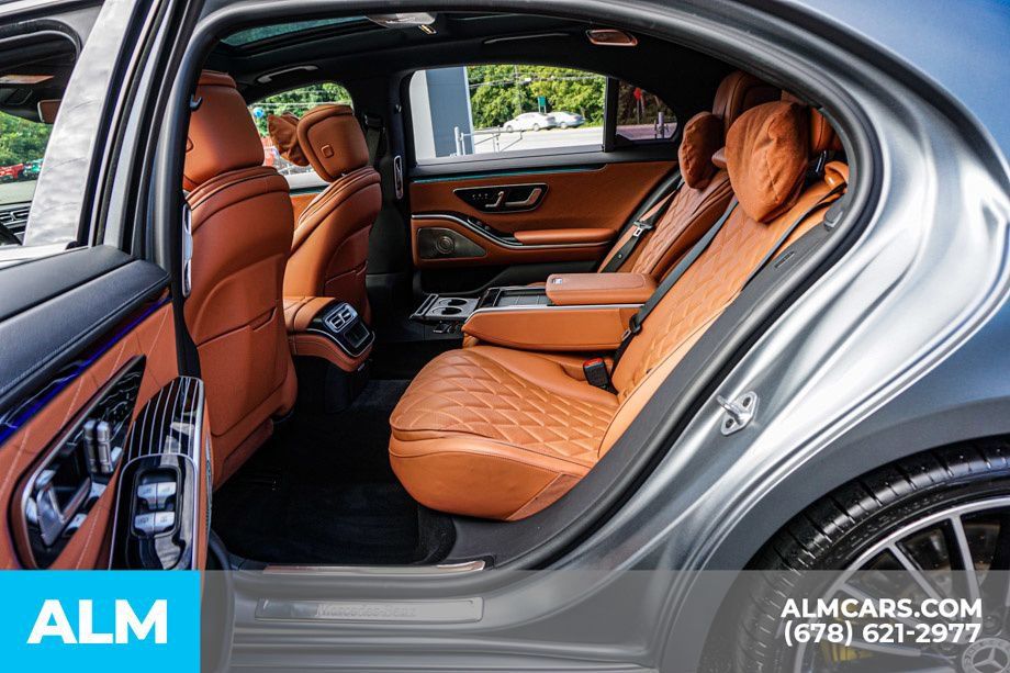 Used 2022 Mercedes-Benz S 580 4MATIC Sedan w/ AMG Line Package image 20