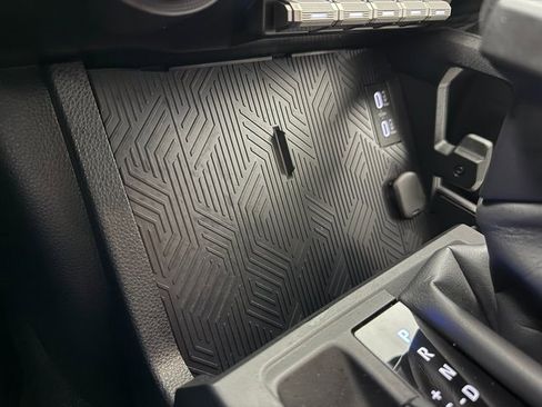 Used 2025 Toyota 4Runner SR5 w/ Carpet Mat Package (GST) image 20