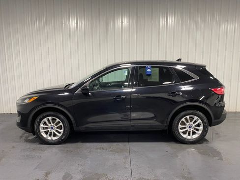 Used 2020 Ford Escape SE image 15