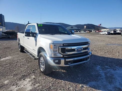 Used 2020 Ford F350 XLT w/ XLT Premium Package AWD/4WD image 4