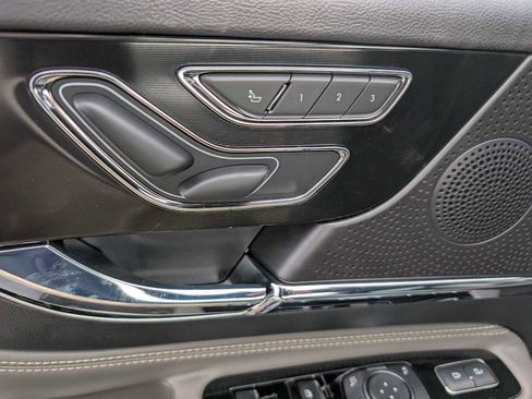 New 2026 Lincoln Corsair Premiere AWD/4WD image 30
