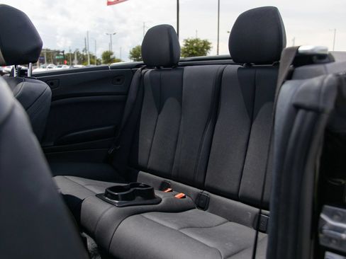 Used 2018 BMW 230i Convertible RWD image 21